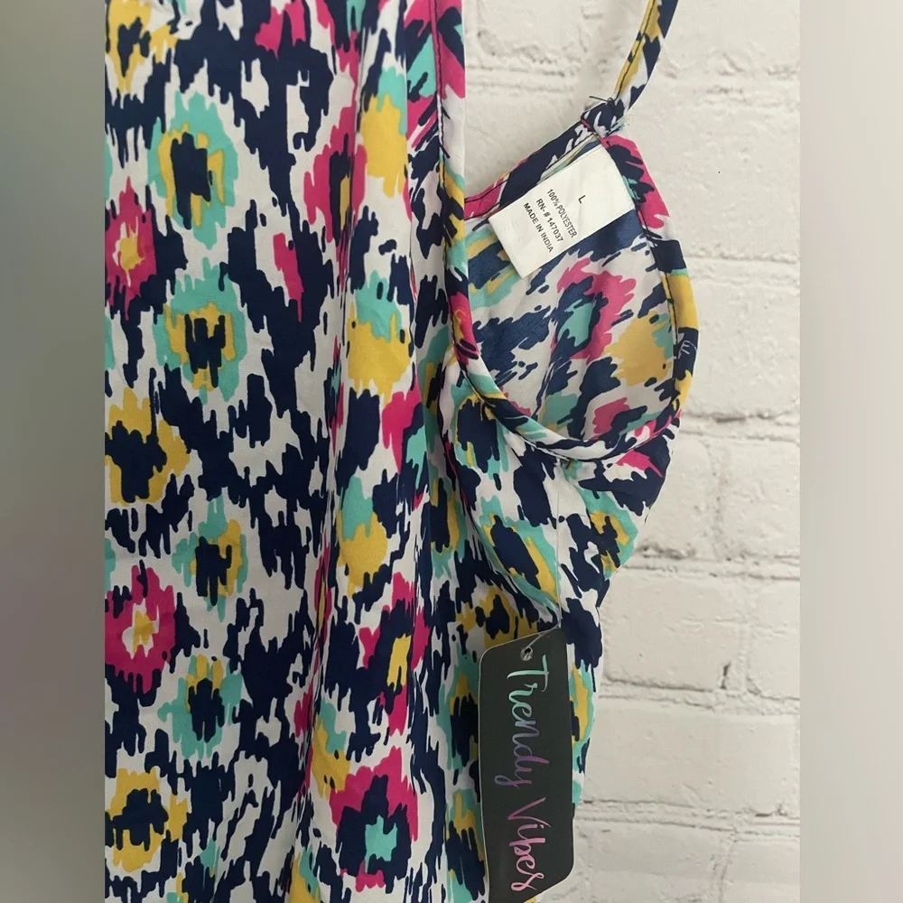 Romper Large - Picture 2 of 4